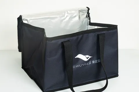 藝文場館 — 方形保冷袋・鋁膜內層
