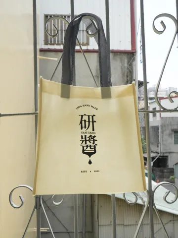 不織布バッグ
