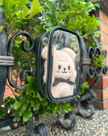 娃包 — 透明 PVC 或霧面 TPU